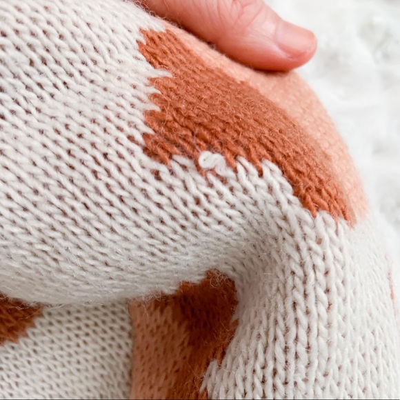 ❌SOLD❌VERY J-Leopard Mock Neck Sweater - Picture 6 of 6